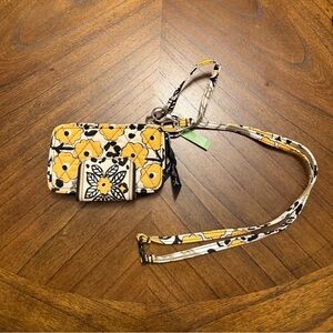 Vera Bradley Zip-Around Wallet Wristlet | Retired Print